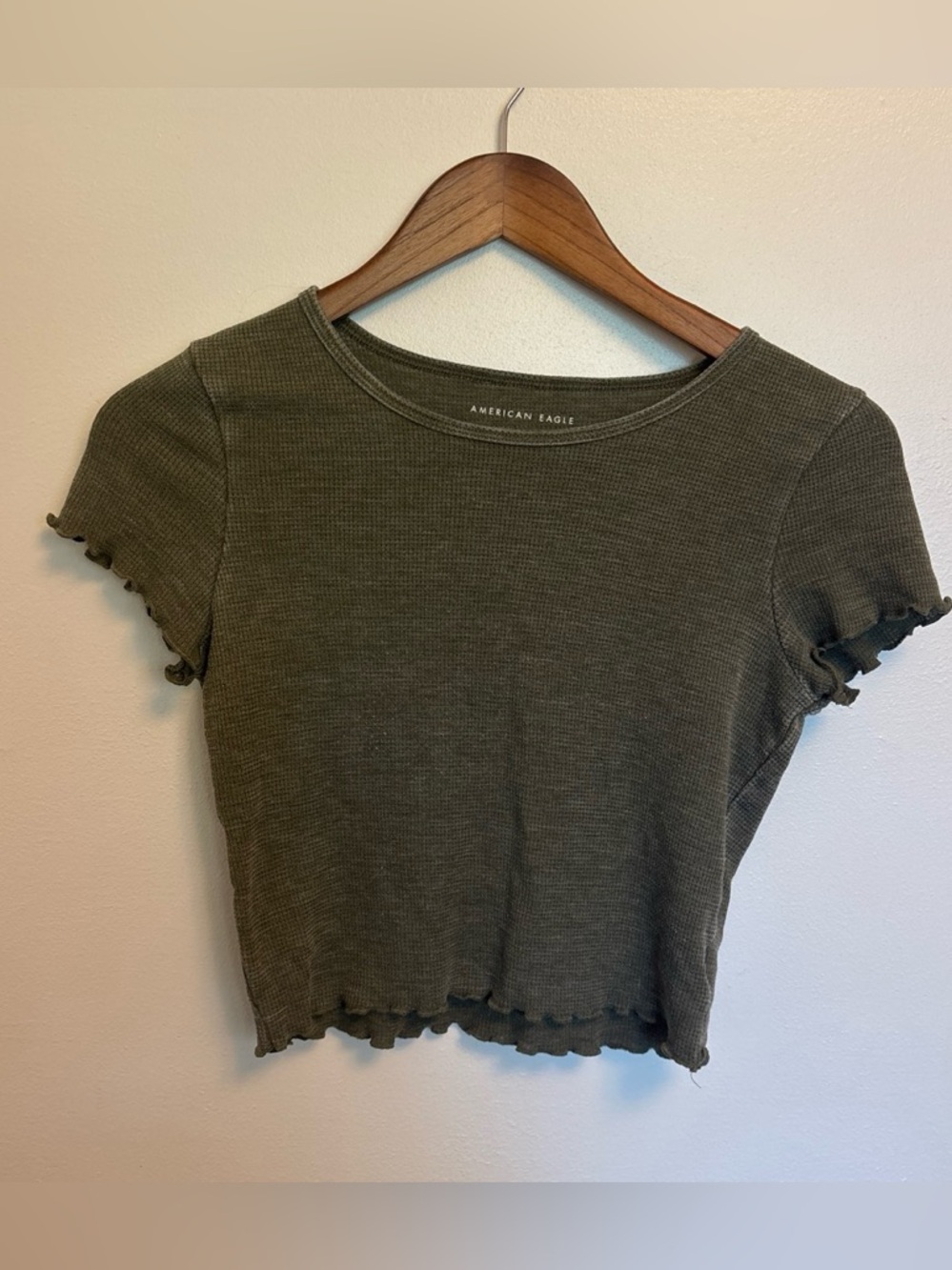 American Eagle Outfitters Olive Green Ribbed Lettuce-Edge Crop Top